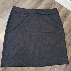 Banana Republic Womens Pencil Skirt Size 14 Black Lined Back Slit